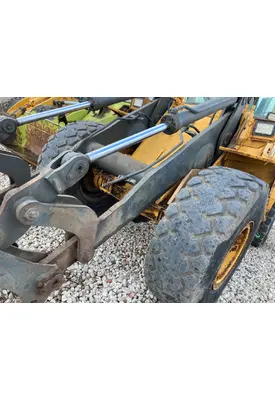 Volvo L90B Equip Loader Arm