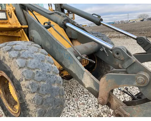 Volvo L90B Equip Loader Arm