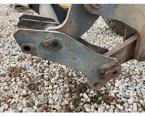 Volvo L90B Equip Quick Coupler