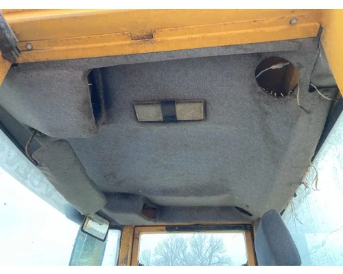 Volvo L90B Equipment (Mounted)