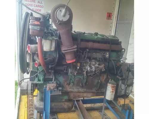 Volvo TD121 Engine Assembly