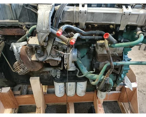 Volvo VED-12D Engine Assembly