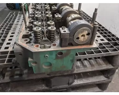 Volvo VED12 Cylinder Head