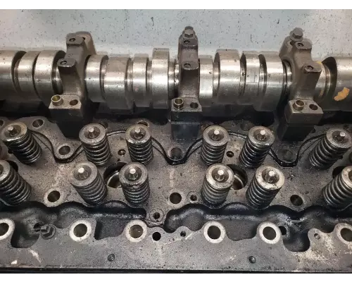 Volvo VED12 Cylinder Head