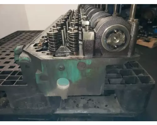 Volvo VED12 Cylinder Head