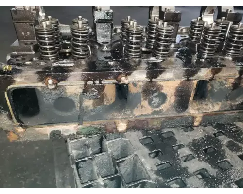 Volvo VED12 Cylinder Head