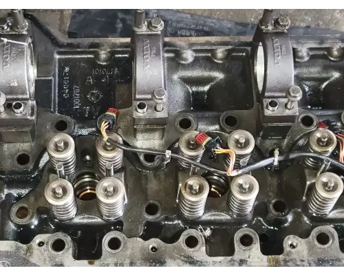 Volvo VED12 Cylinder Head