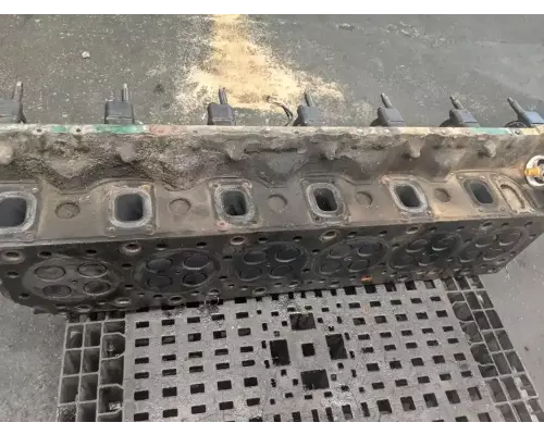 Volvo VED12 Cylinder Head