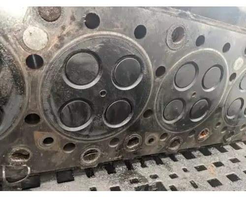 Volvo VED12 Cylinder Head