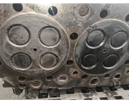 Volvo VED12 Cylinder Head