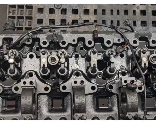 Volvo VED12 Cylinder Head