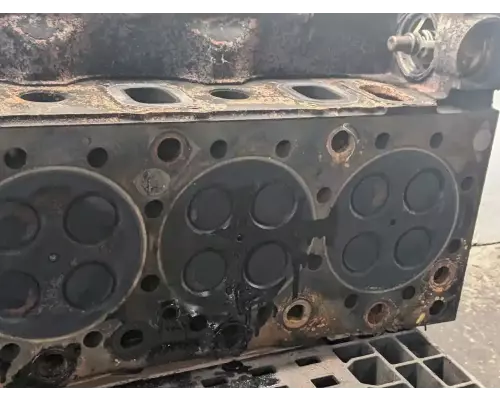 Volvo VED12 Cylinder Head