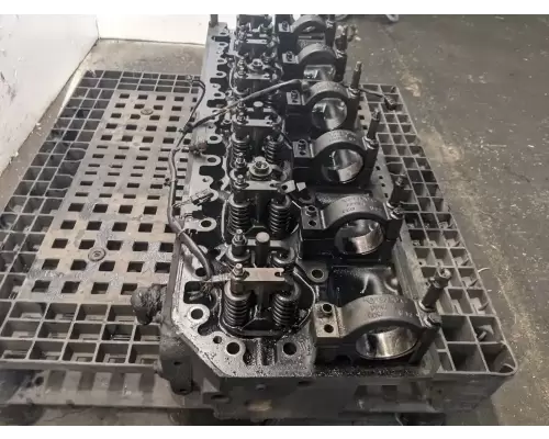 Volvo VED12 Cylinder Head