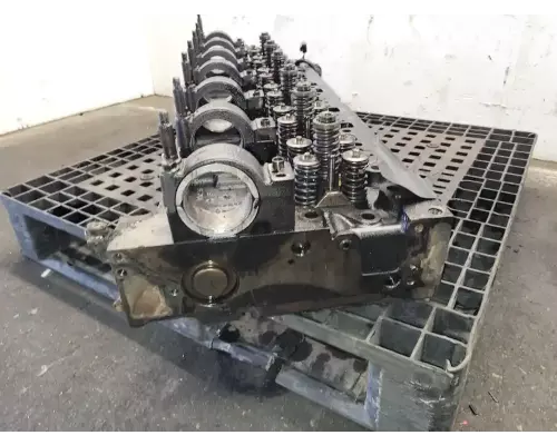 Volvo VED12 Cylinder Head