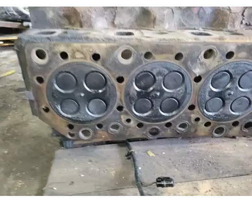 Volvo VED12 Cylinder Head