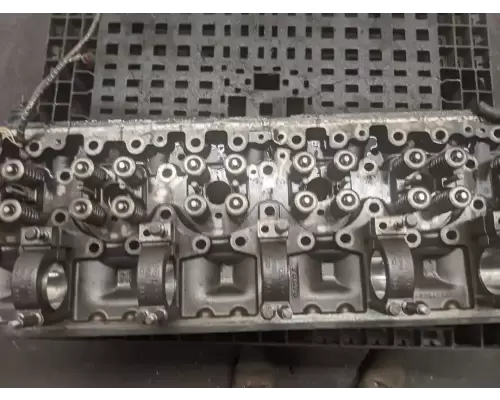 Volvo VED12 Cylinder Head