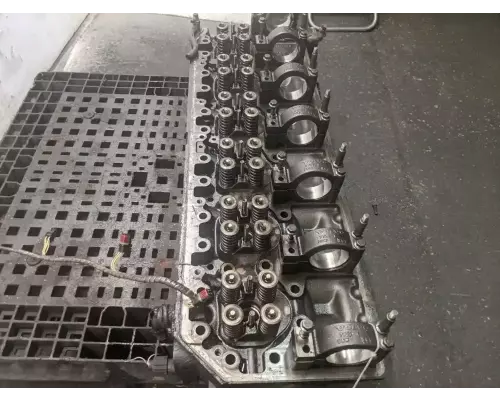 Volvo VED12 Cylinder Head