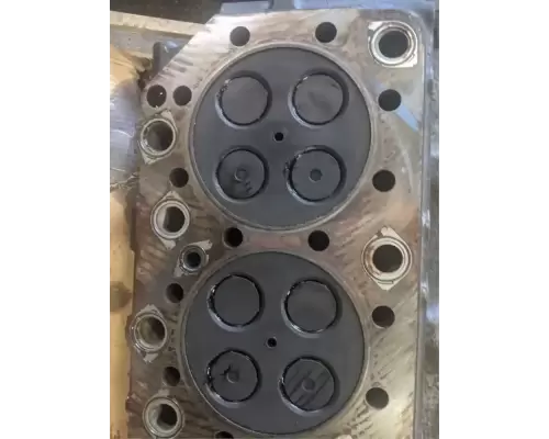 Volvo VED12 Cylinder Head