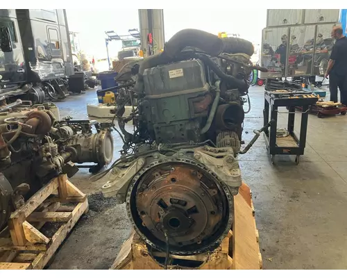 Volvo VED12 Engine Assembly