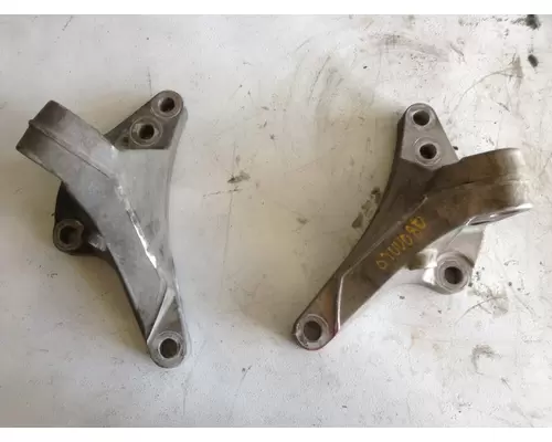 Volvo VED12 Engine Mounts