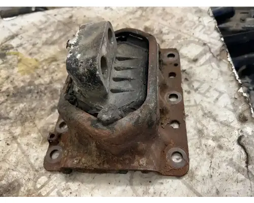 Volvo VED12 Engine Mounts