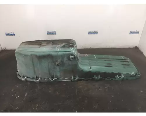 Volvo VED12 Engine Oil Pan