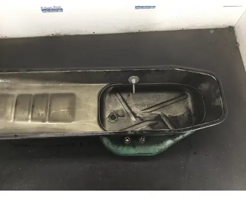 Volvo VED12 Engine Oil Pan