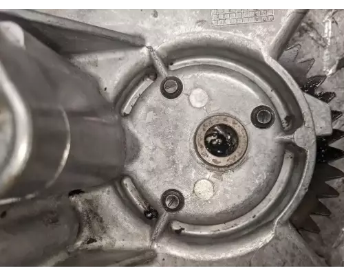 Volvo VED12 Oil Pump