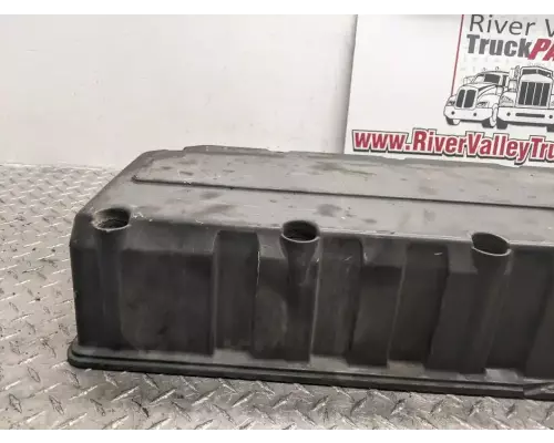 Volvo VED12 Valve Cover