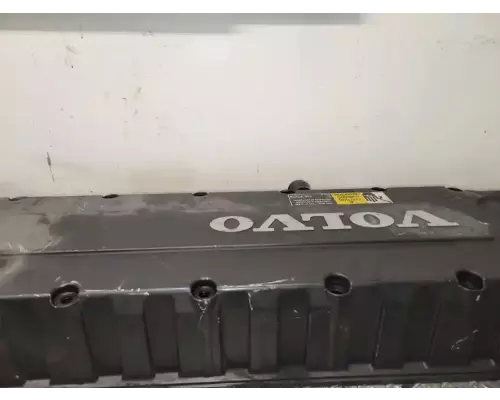 Volvo VED12 Valve Cover