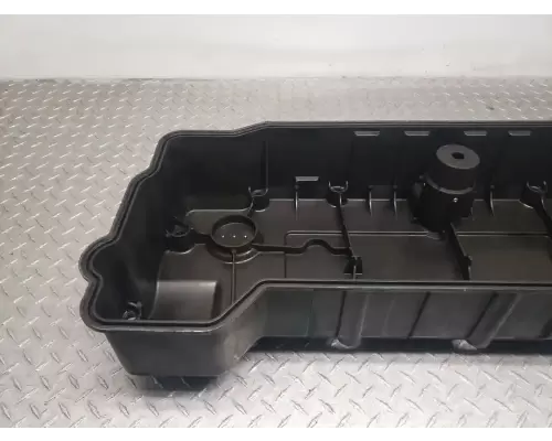 Volvo VED12 Valve Cover