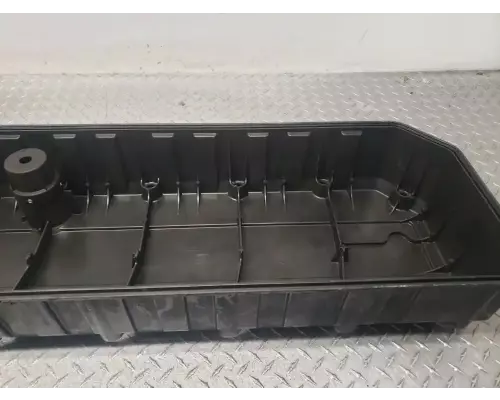 Volvo VED12 Valve Cover