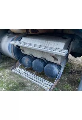 Volvo VHD Battery Box