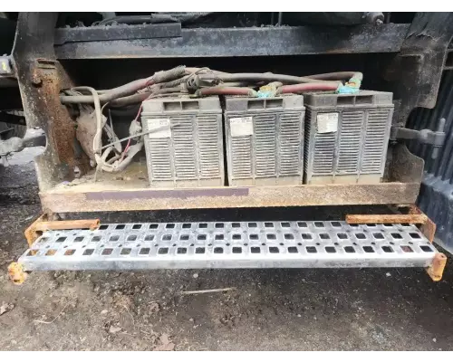 Volvo VHD Battery Box