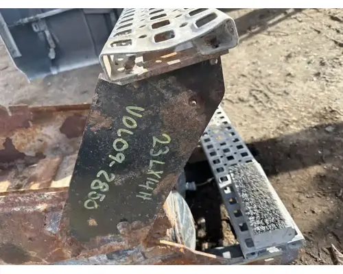 Volvo VHD Battery Box