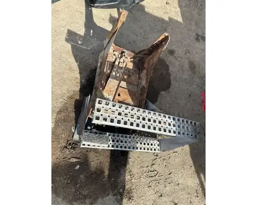 Volvo VHD Battery Box