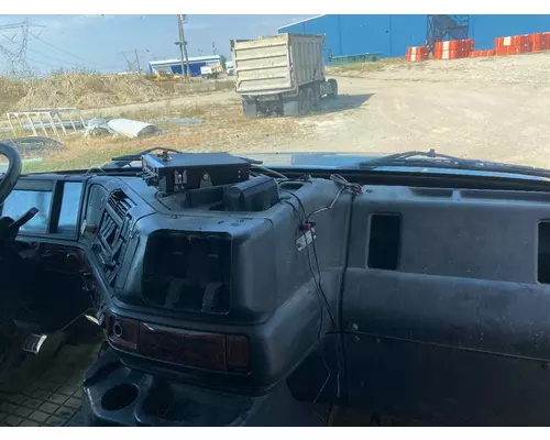 Volvo VHD Cab Assembly