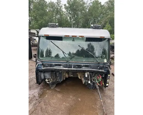 Volvo VHD Cab