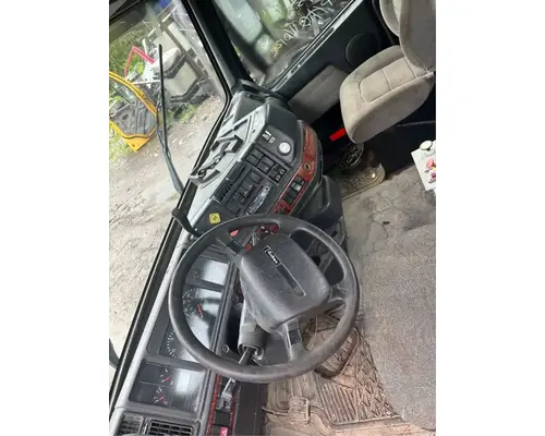 Volvo VHD Cab