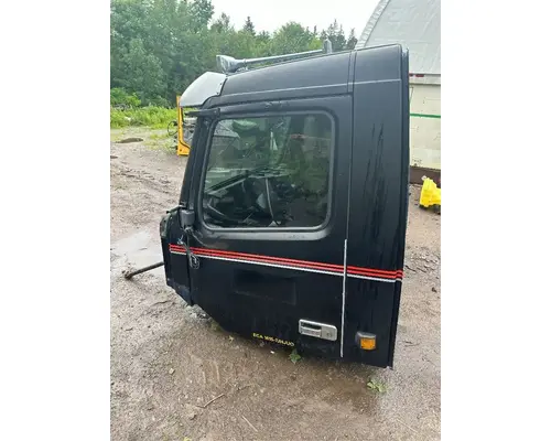 Volvo VHD Cab