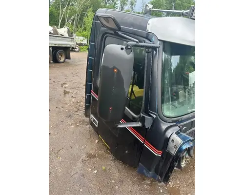 Volvo VHD Cab