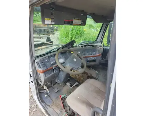 Volvo VHD Cab