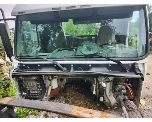 Volvo VHD Cab