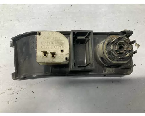 Volvo VHD Dash Assembly