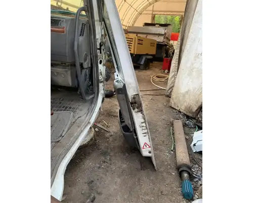 Volvo VHD Door Assembly, Front