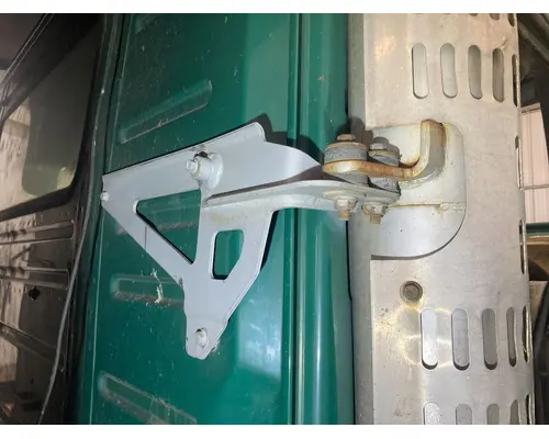 Volvo VHD Exhaust Assembly