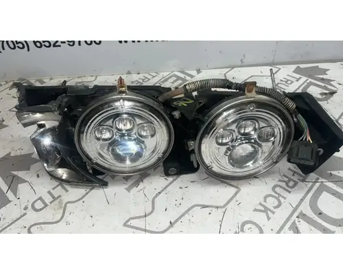 Volvo VHD Headlamp Assembly
