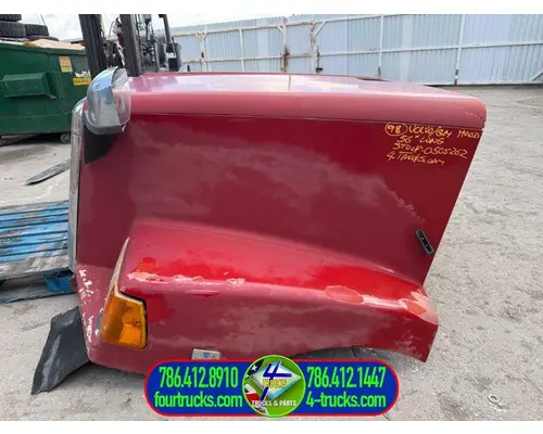Volvo VHD Hood