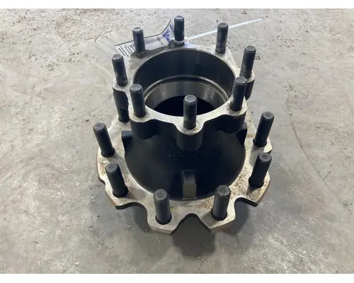 Volvo VHD Hub