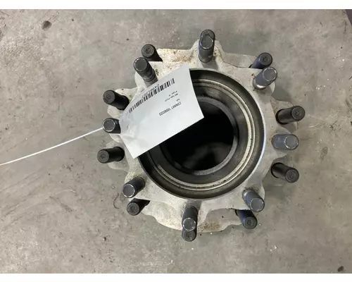 Volvo VHD Hub